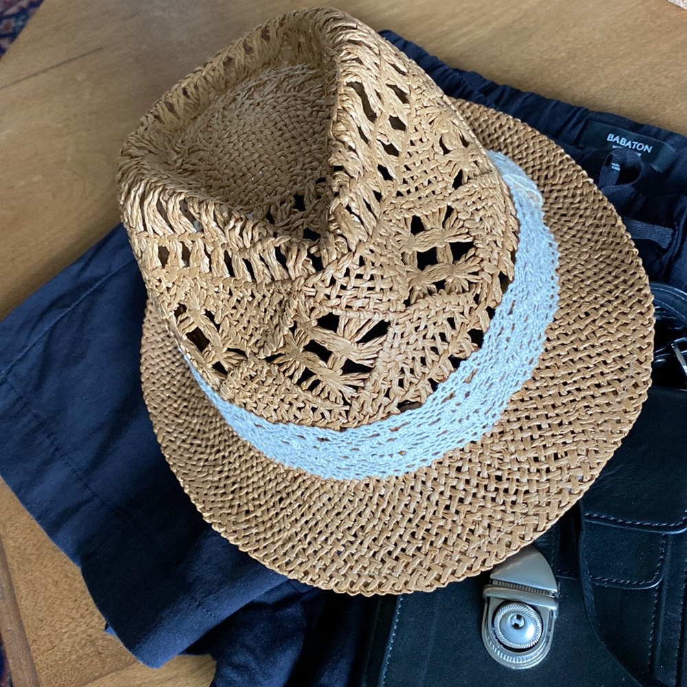 FIDORA for the street or the beach!